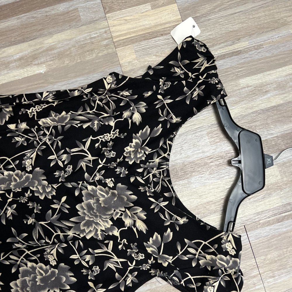 TOMMY HILFIGER SHIFT DRESS- NWT - Picture 2 of 3